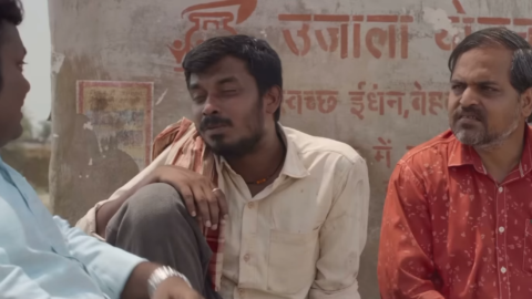 Dekh Raha Hai Binod
