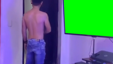No simping free green screen meme