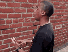 talking to a wall meme